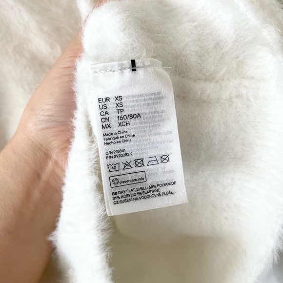 H&M White Fuzzy Knitwear - Picture 4 of 4